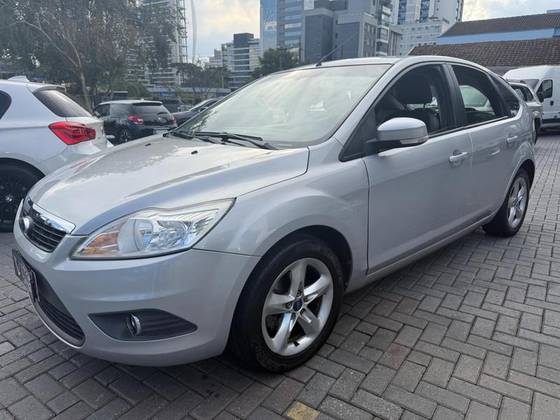 FORD FOCUS 1.6 GL 16V FLEX 4P MANUAL
